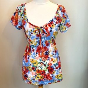No Boundaries Blue Red Floral SZ M Milkmaid Fairy Grunge Boho Chic Peasant Top
